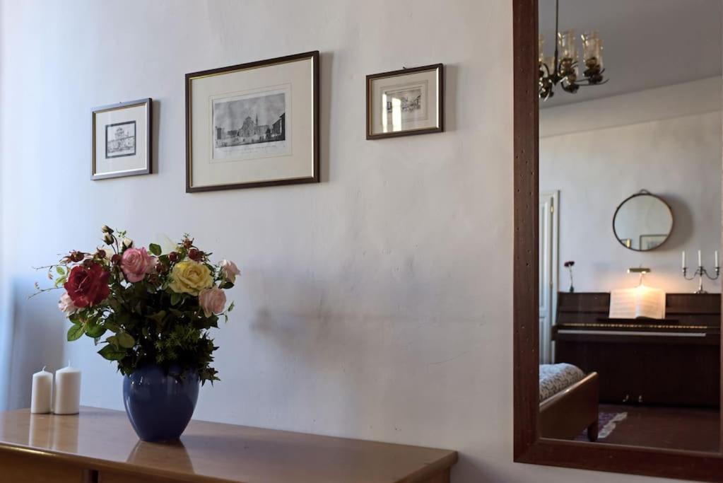 Cozy Apartment With Private Garden - City Center - Florença Exterior foto